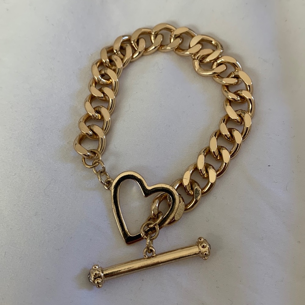 Gold link bracelet